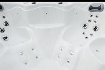 Swimspa Ares - 6 Person, 3 Seats - Hot tubs Portugal Algarve Online Shopping Site